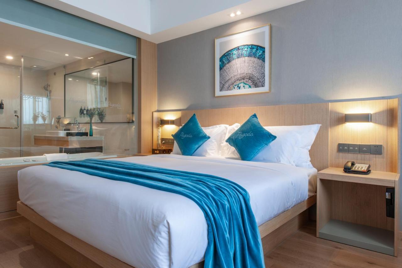 Shanghai Baixia Pagoda Hotel Екстериор снимка