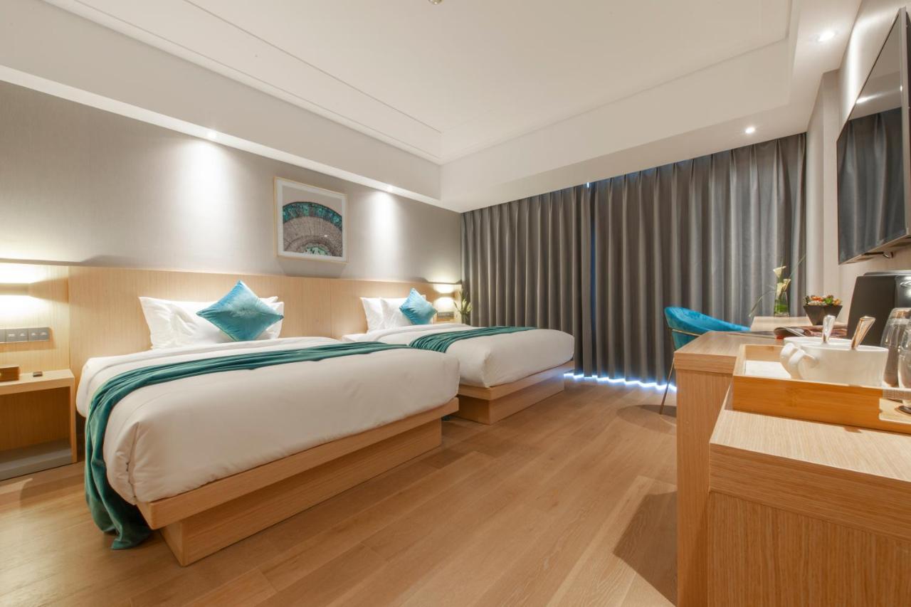 Shanghai Baixia Pagoda Hotel Екстериор снимка