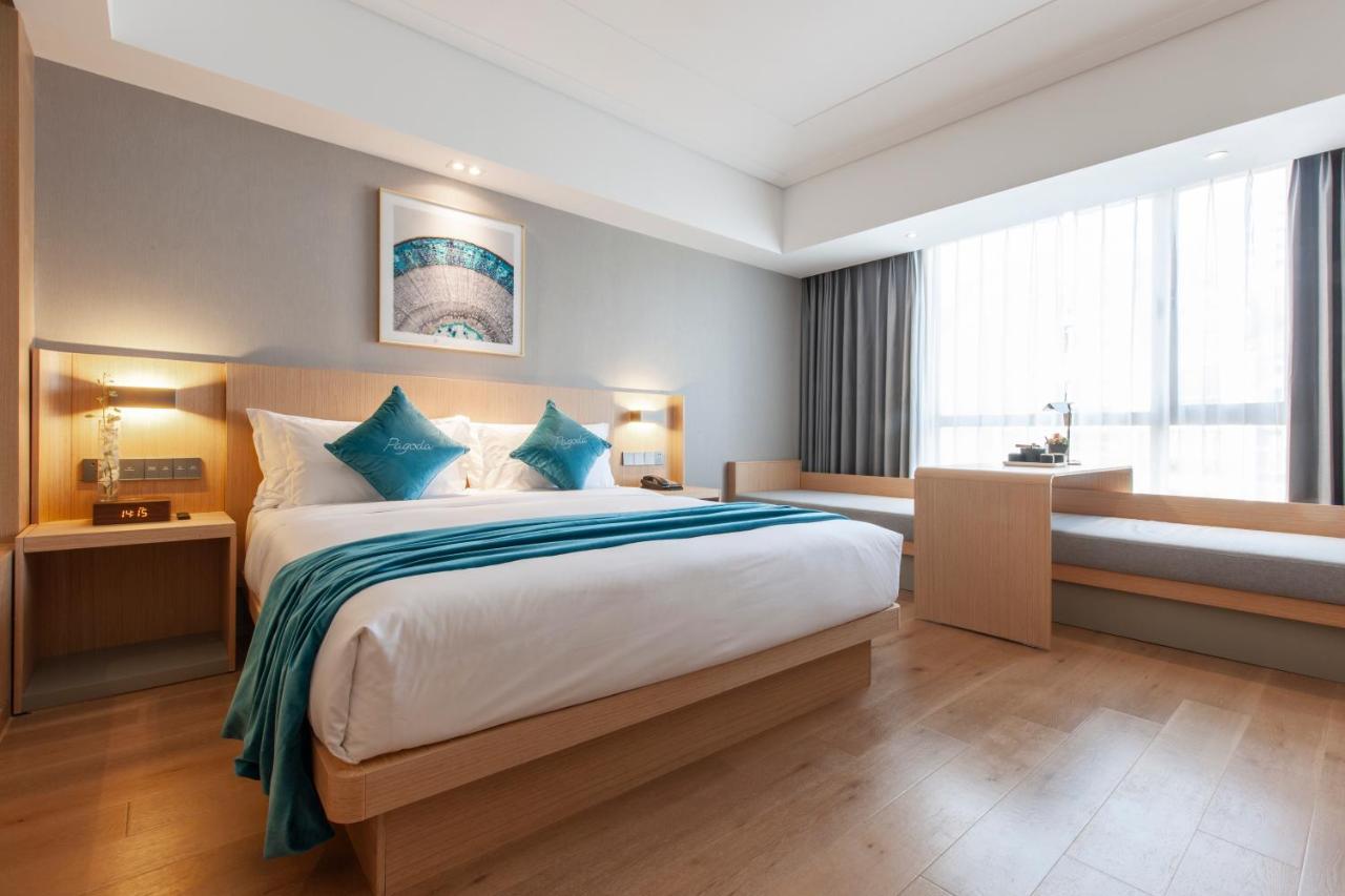 Shanghai Baixia Pagoda Hotel Екстериор снимка