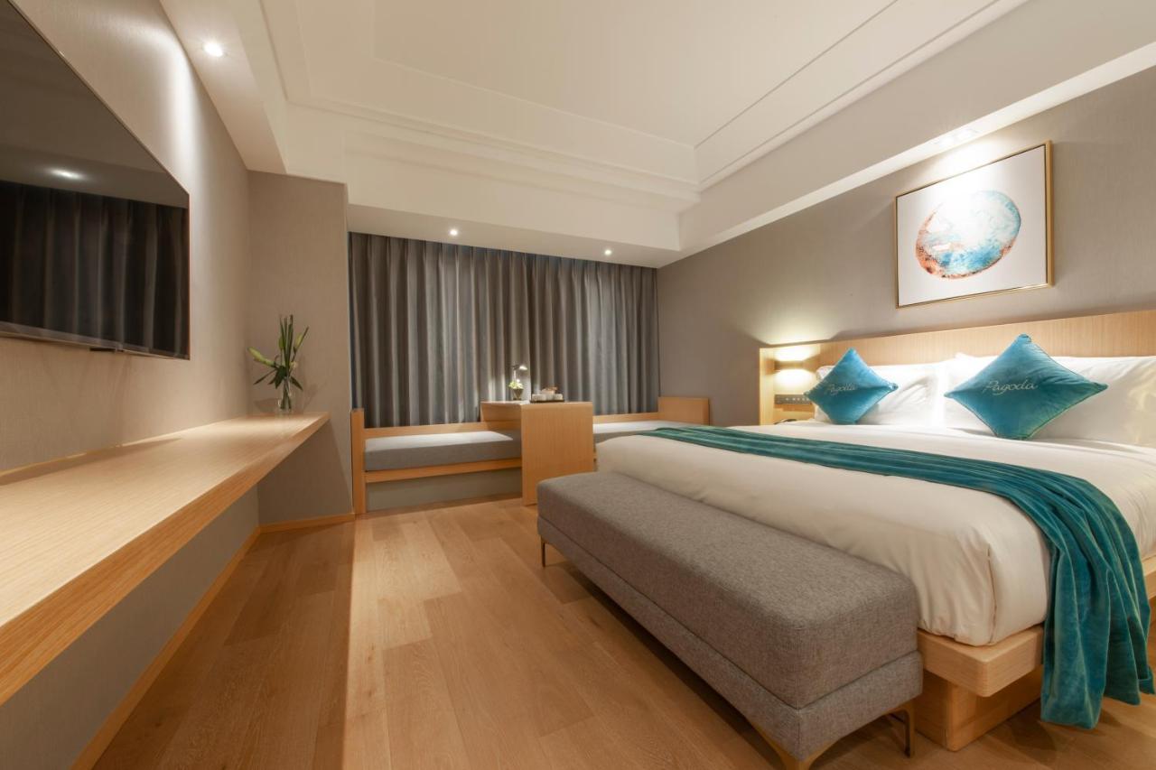 Shanghai Baixia Pagoda Hotel Екстериор снимка