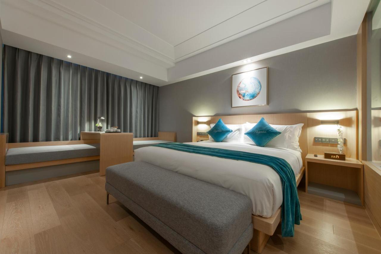 Shanghai Baixia Pagoda Hotel Екстериор снимка