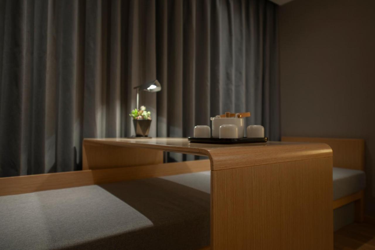 Shanghai Baixia Pagoda Hotel Екстериор снимка