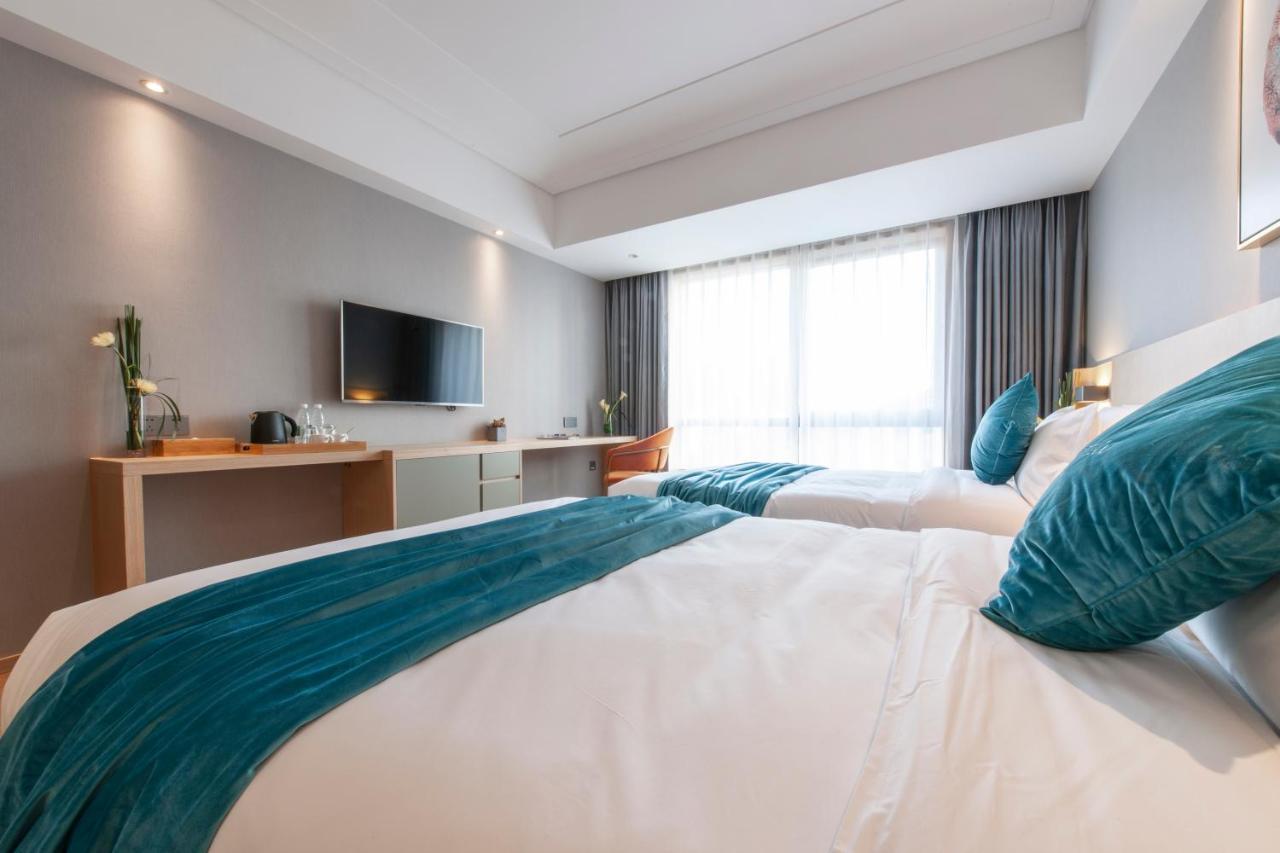 Shanghai Baixia Pagoda Hotel Екстериор снимка