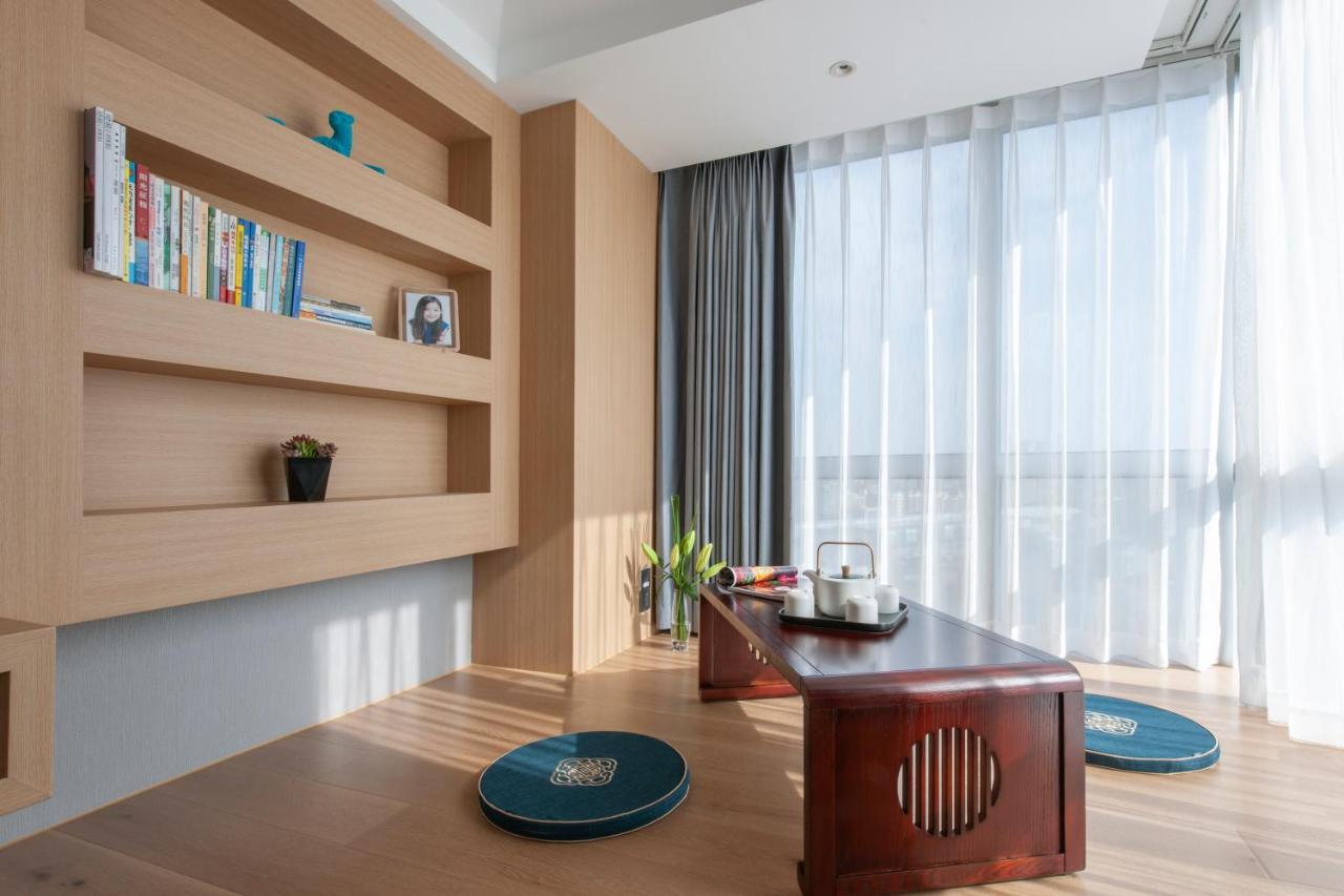Shanghai Baixia Pagoda Hotel Екстериор снимка