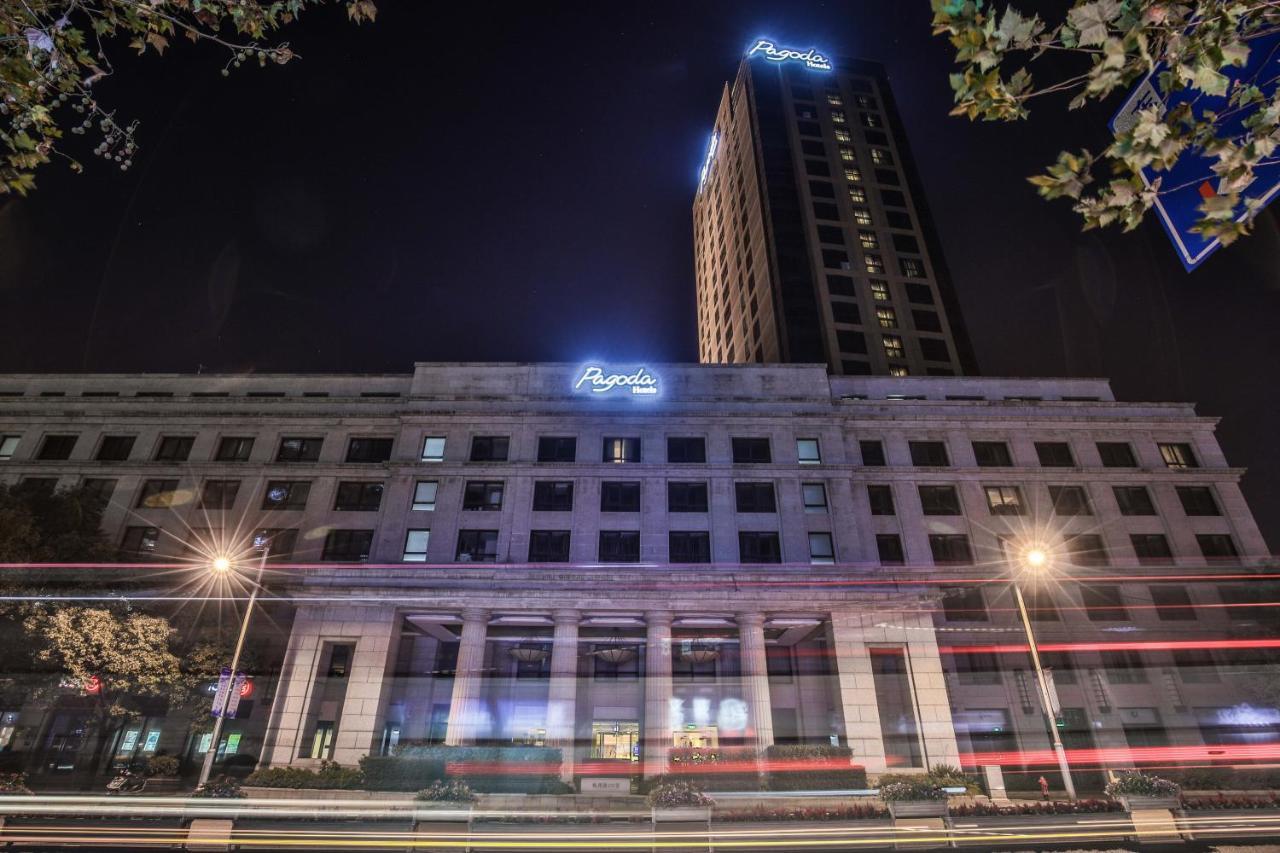 Shanghai Baixia Pagoda Hotel Екстериор снимка