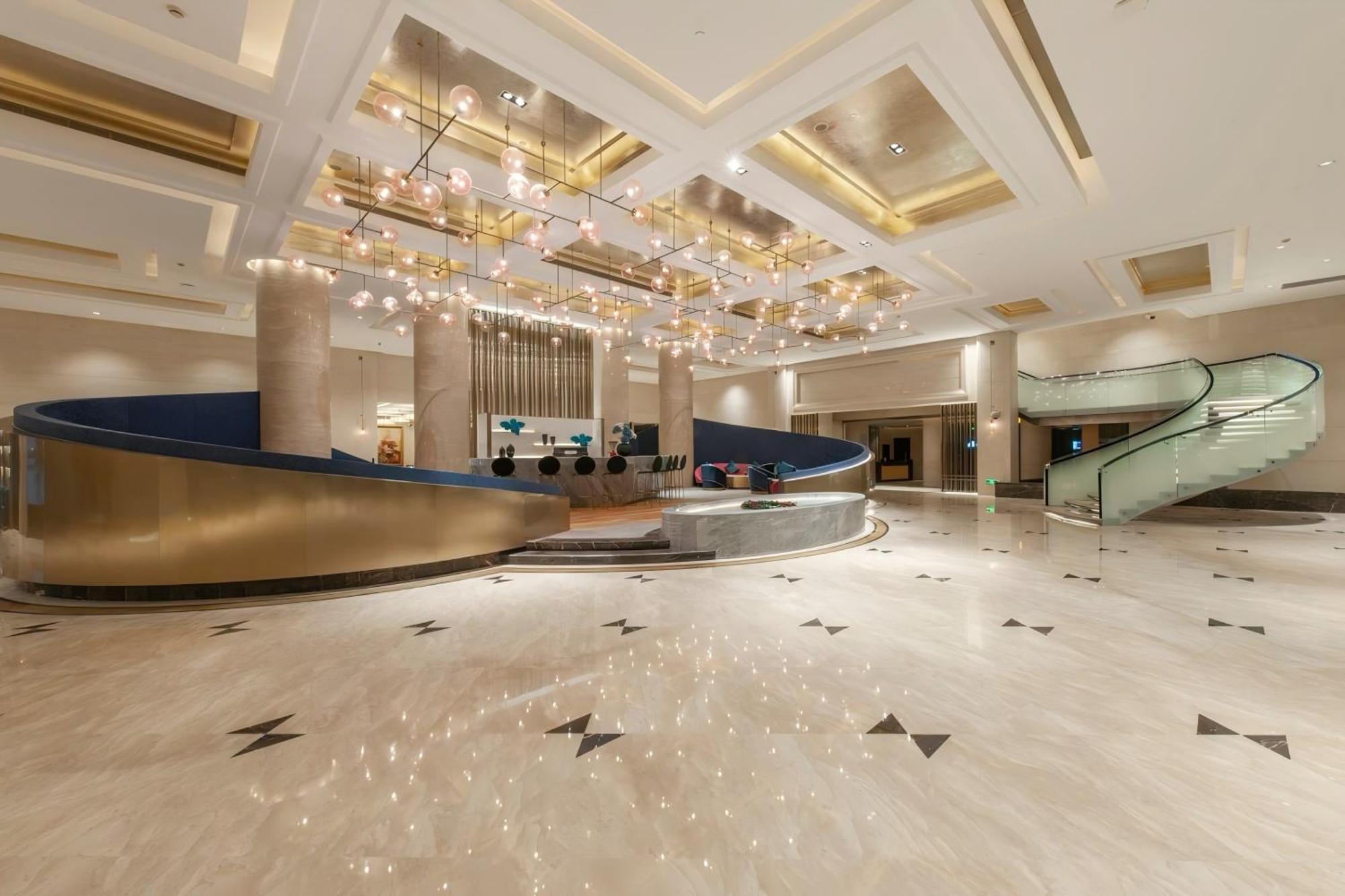 Shanghai Baixia Pagoda Hotel Екстериор снимка