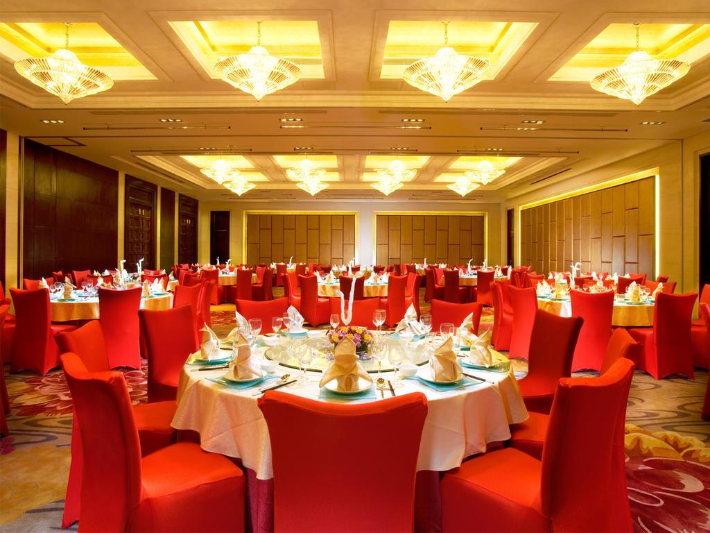 Shanghai Baixia Pagoda Hotel Екстериор снимка